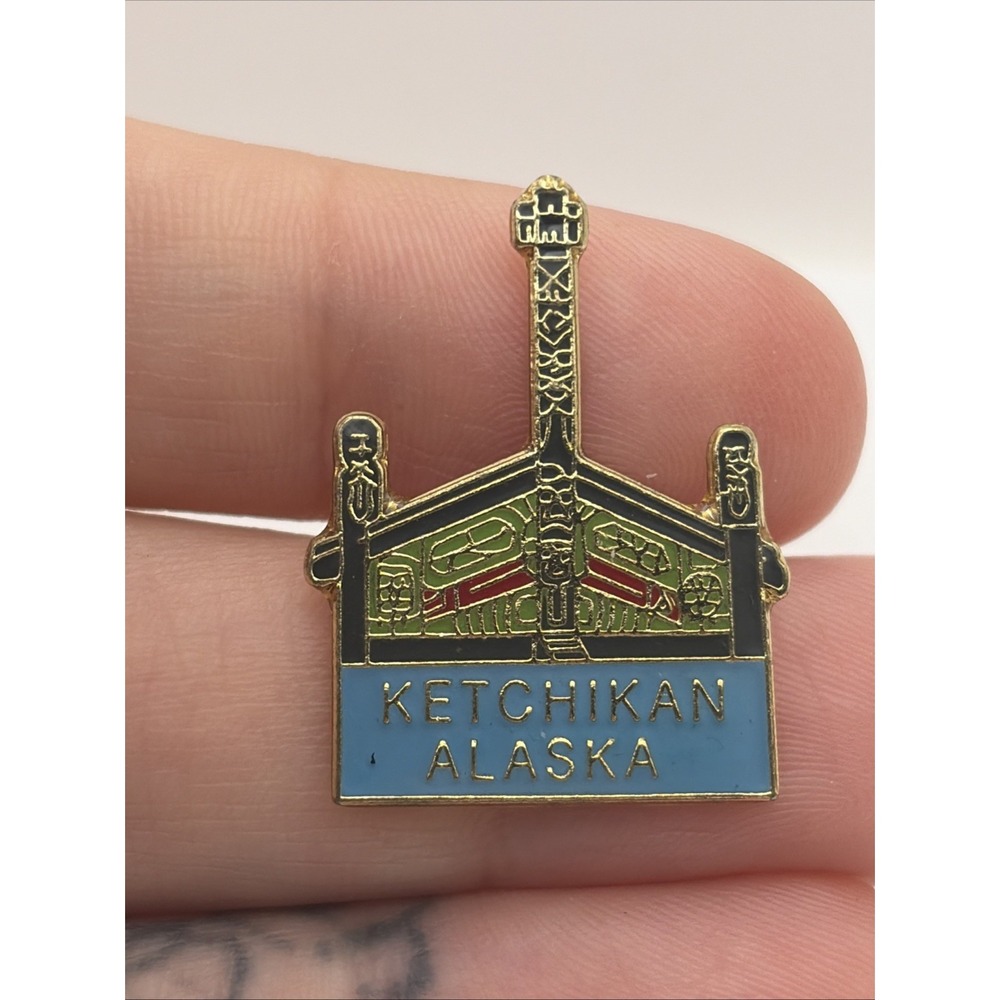 Ketchikan Alaska USA Souvenir Travel Lapel Hat Pin
